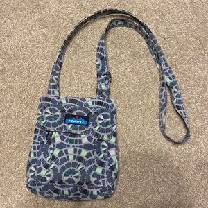 Kavu Tile Pattern Crossbody Purse